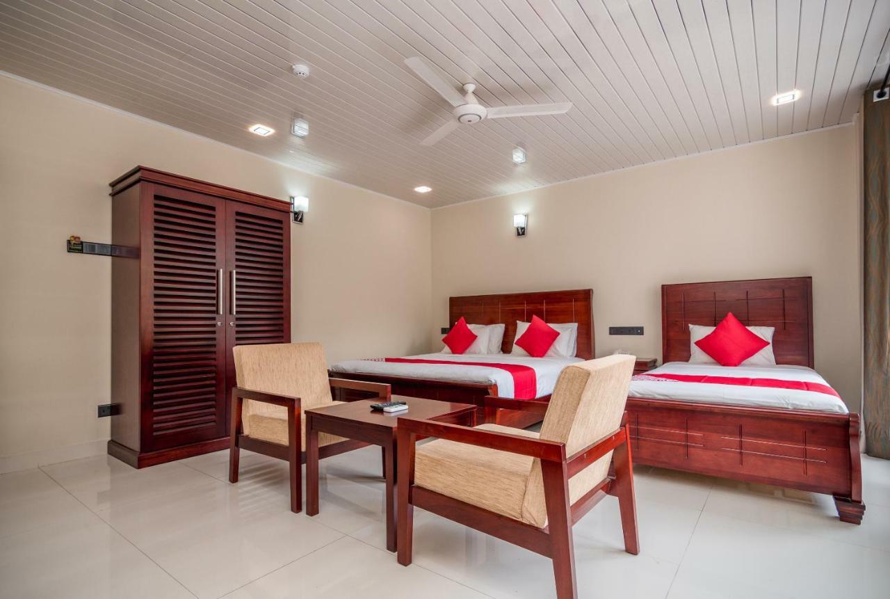 Janora Hills Kandy Exterior foto