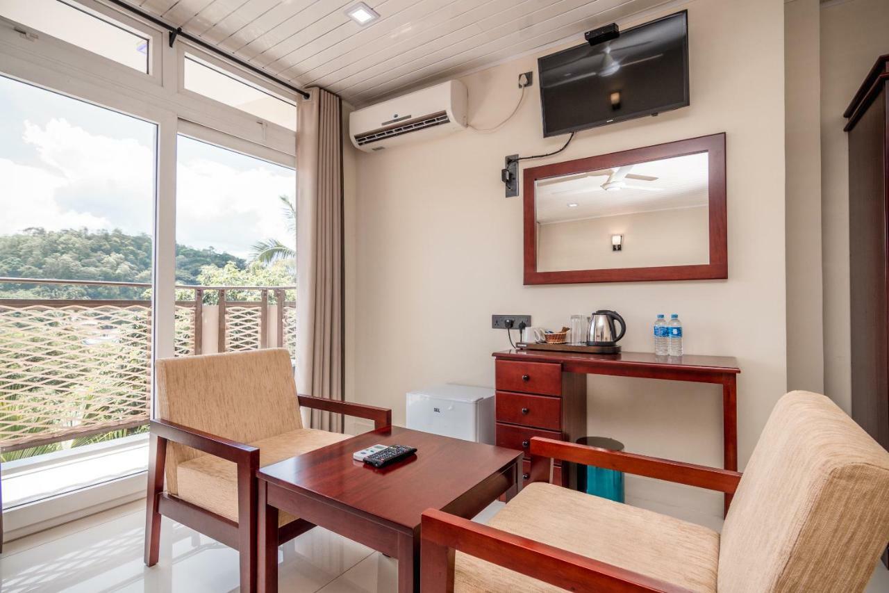 Janora Hills Kandy Exterior foto